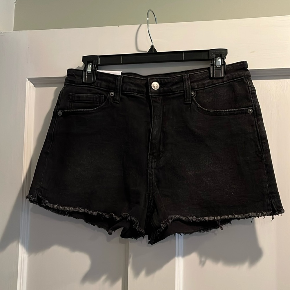 New BP Mid Rise Black denim Shorts
